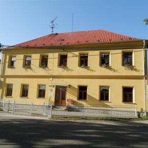 Základní škola a mateřská škola Lešany, okres Benešov